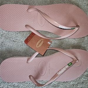 Havianas NWT Womens Crocus Rose - Size 11/12